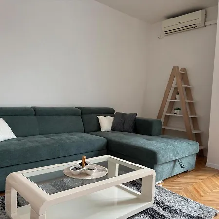 Apartment Luxury Lemi