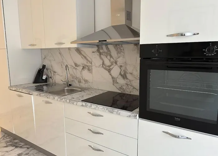 Luxury Lemi * Split