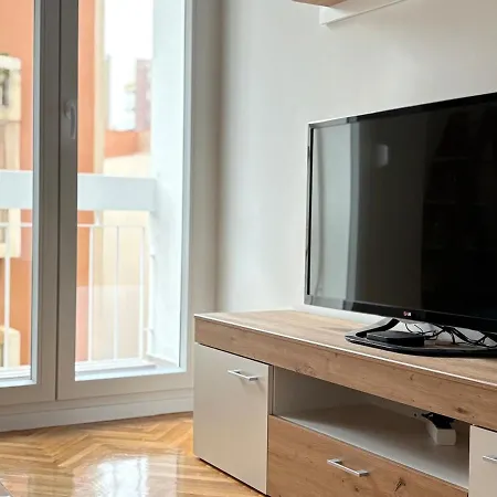 Luxury Lemi Σπλιτ